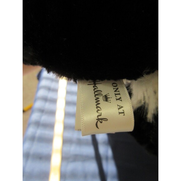 Hallmark/WB PePe Le Pew Plush with Talking 12" "Kiss Zee Chef" NWT - Picture 8 of 8